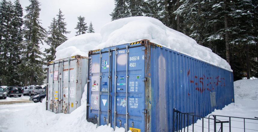 Keeping Goods Safe: The Value of Insulated Shipping Containers